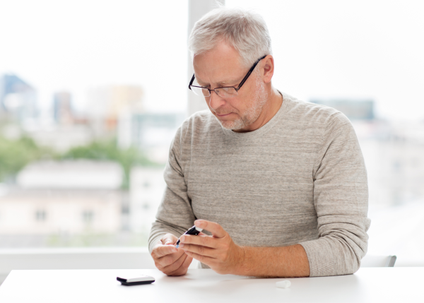 Senior using Healthsense24 voice interface